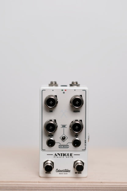 Antique V3 - White/White