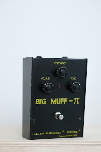 Electro-Harmonix Big Muff Black with Bubble Font